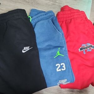 Nike Black Sweatpants Athletic Style